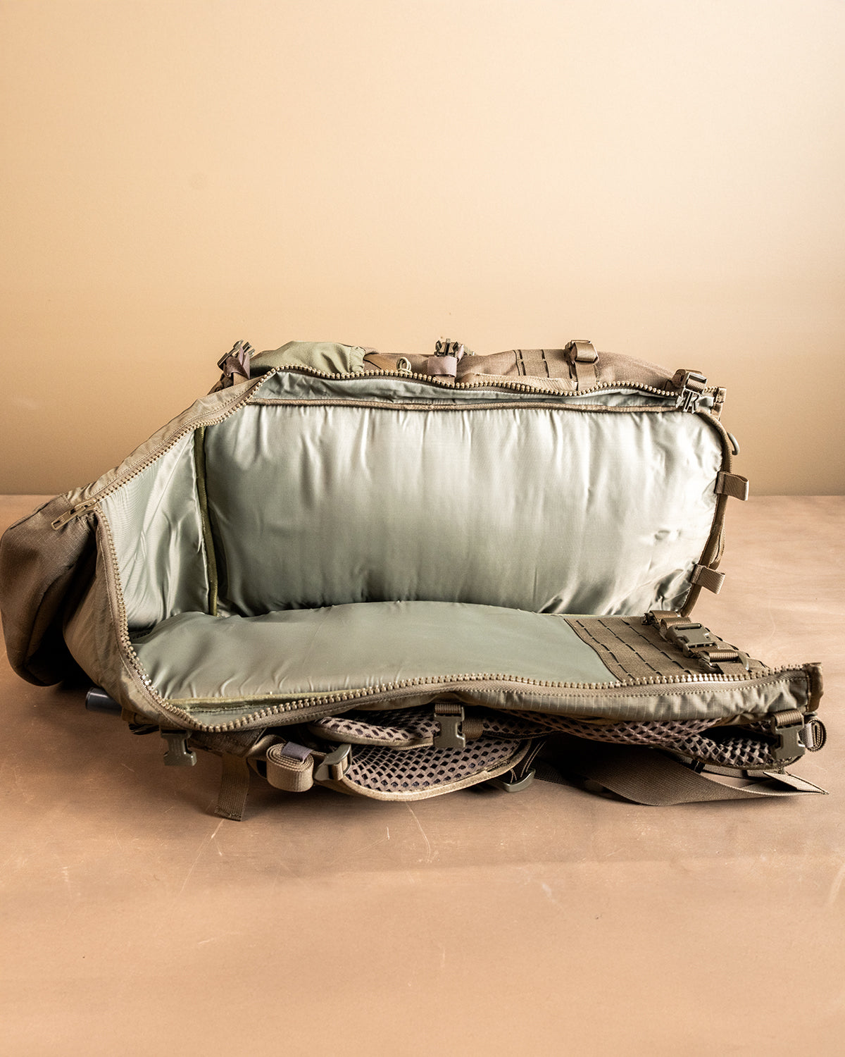 Spectre — Patent-Pending RAID™ Scabbard Sniper Pack | Eberlestock