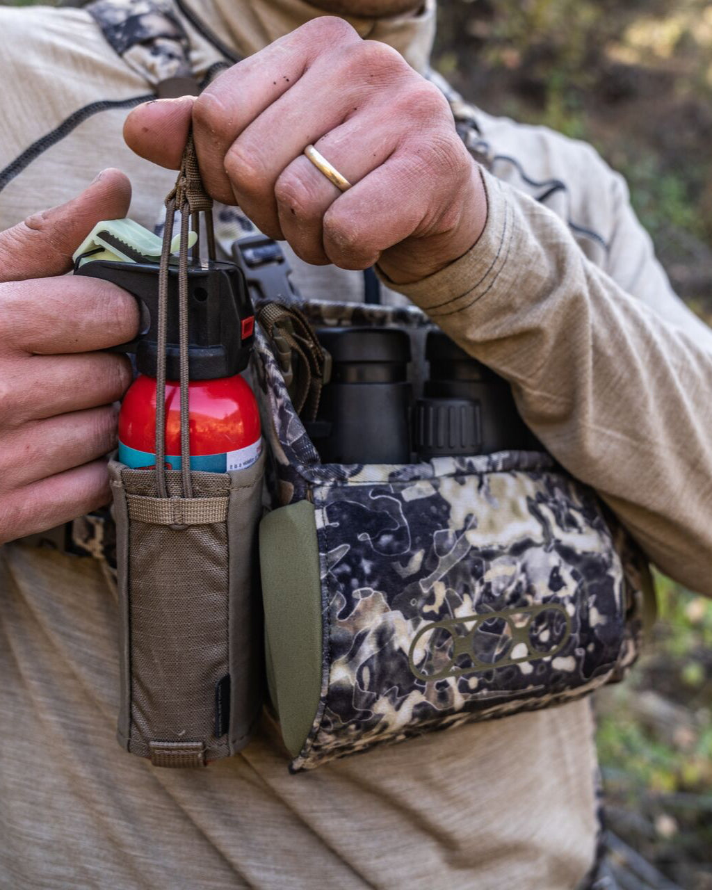 Recon Bear Spray Pouch — Quick-Draw Bear Canister Holder